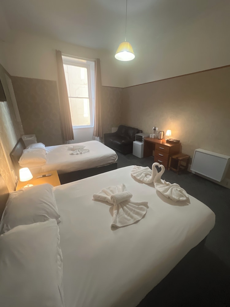Basic Quadruple Room