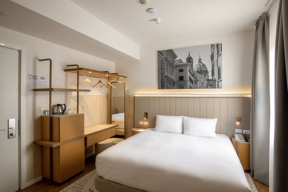 Premium Room, 1 King Bed (Vittoria)