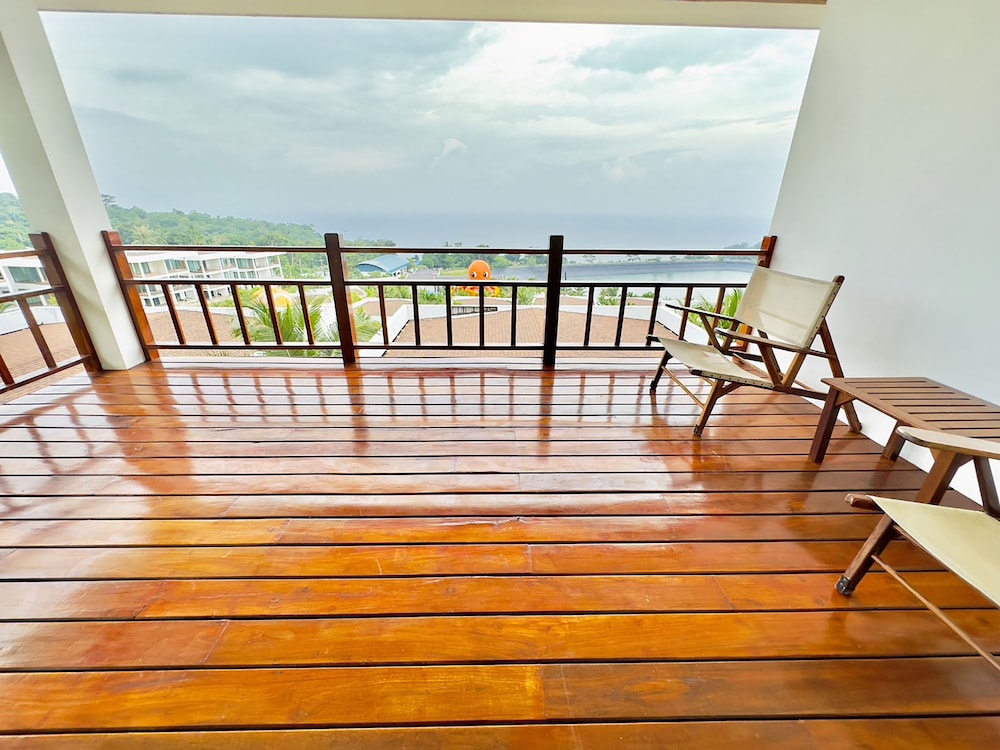 Superior Room, Sea View - Photo 4