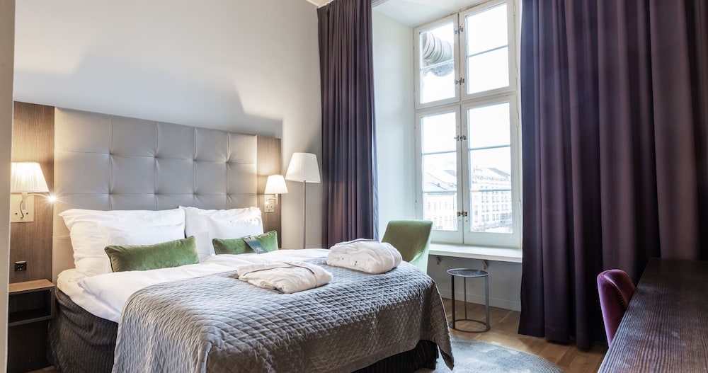 Double Room - City View - Photo 2