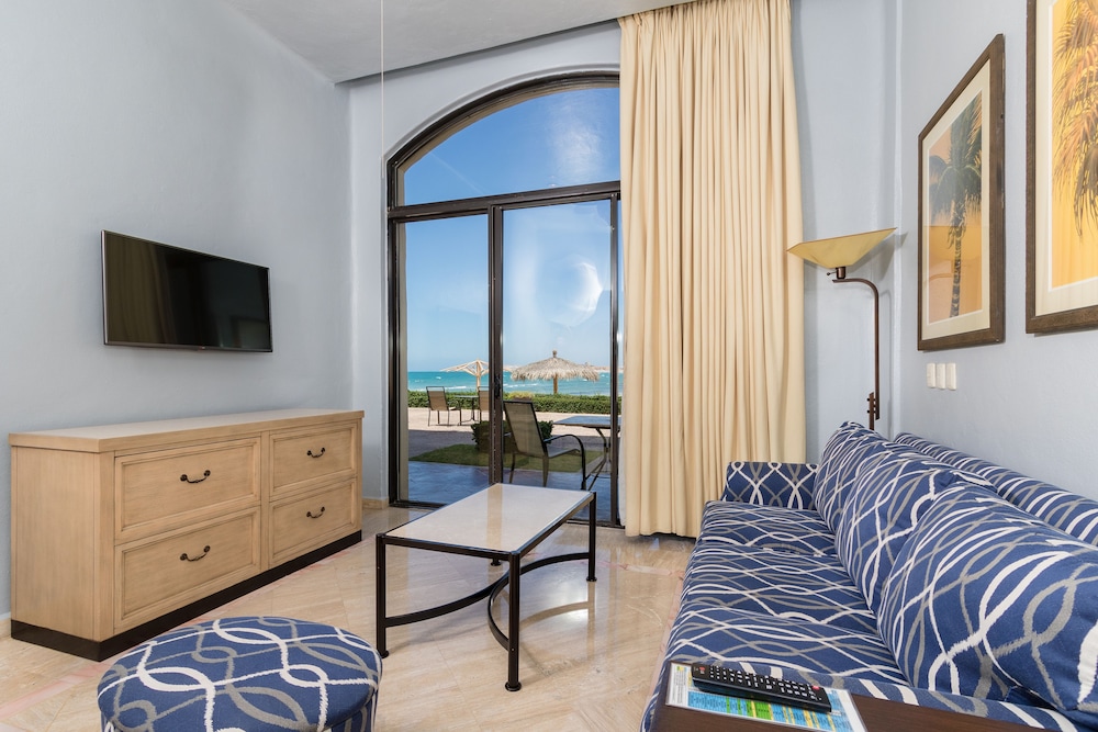 Master Suite Ocean View with Patio King Bed & Sofa Bed - Photo 6