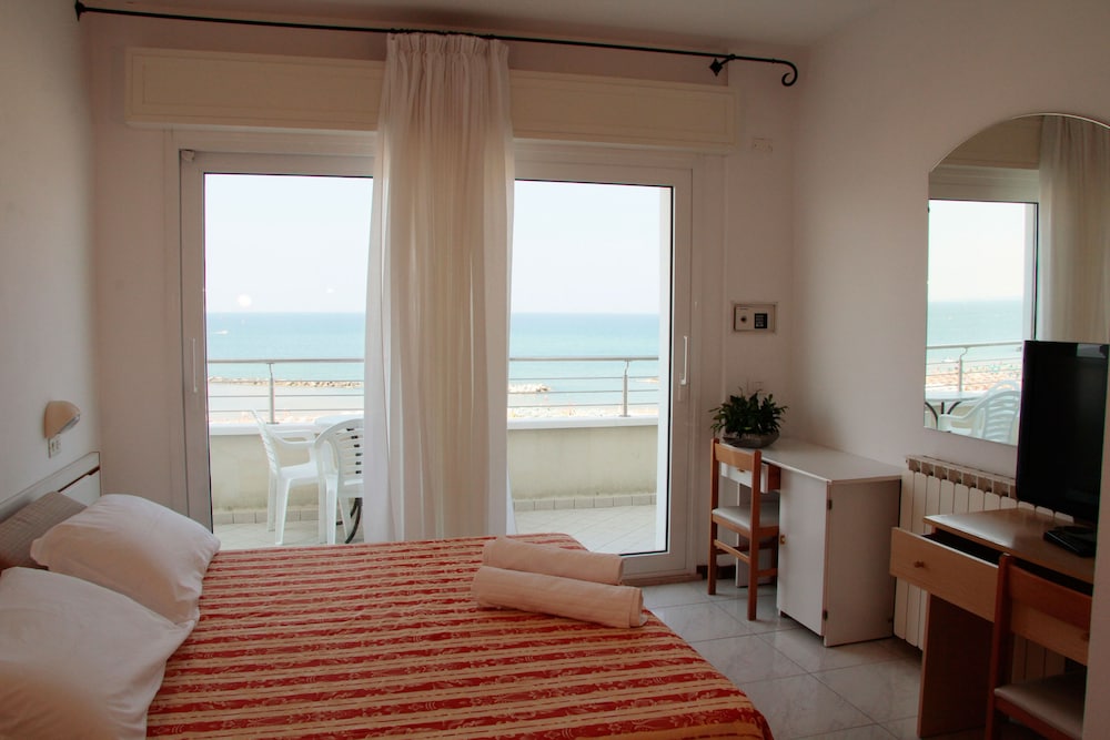 Double Room, Sea Facing