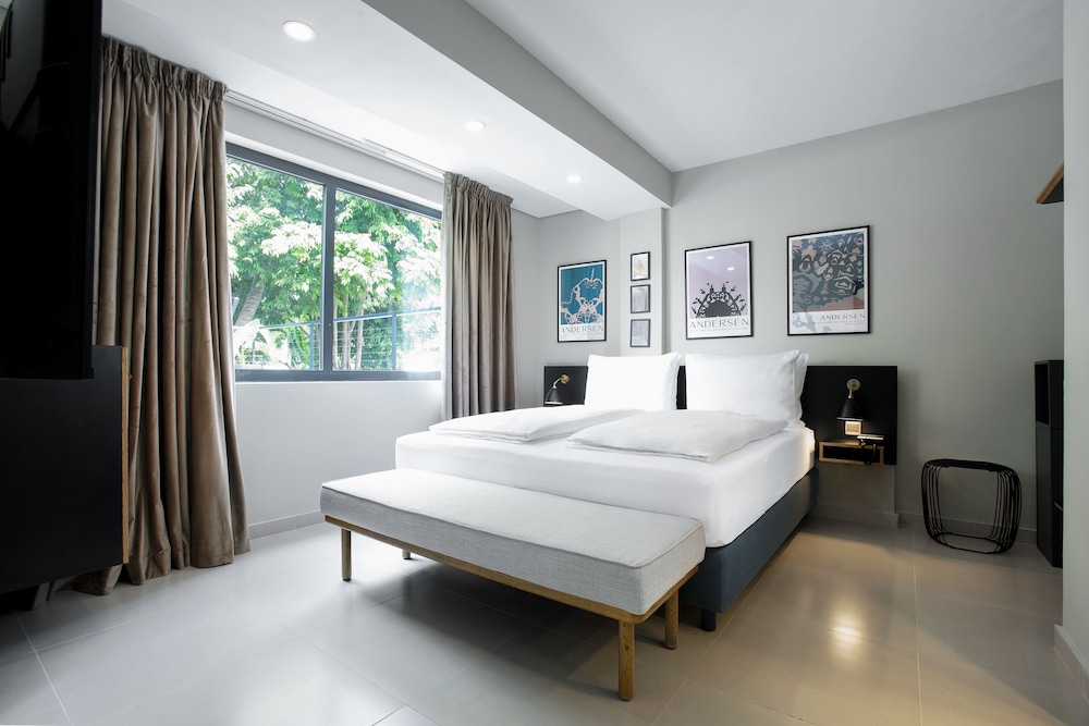 Executive Suite, 1 King Bed, Non Smoking, Terrace