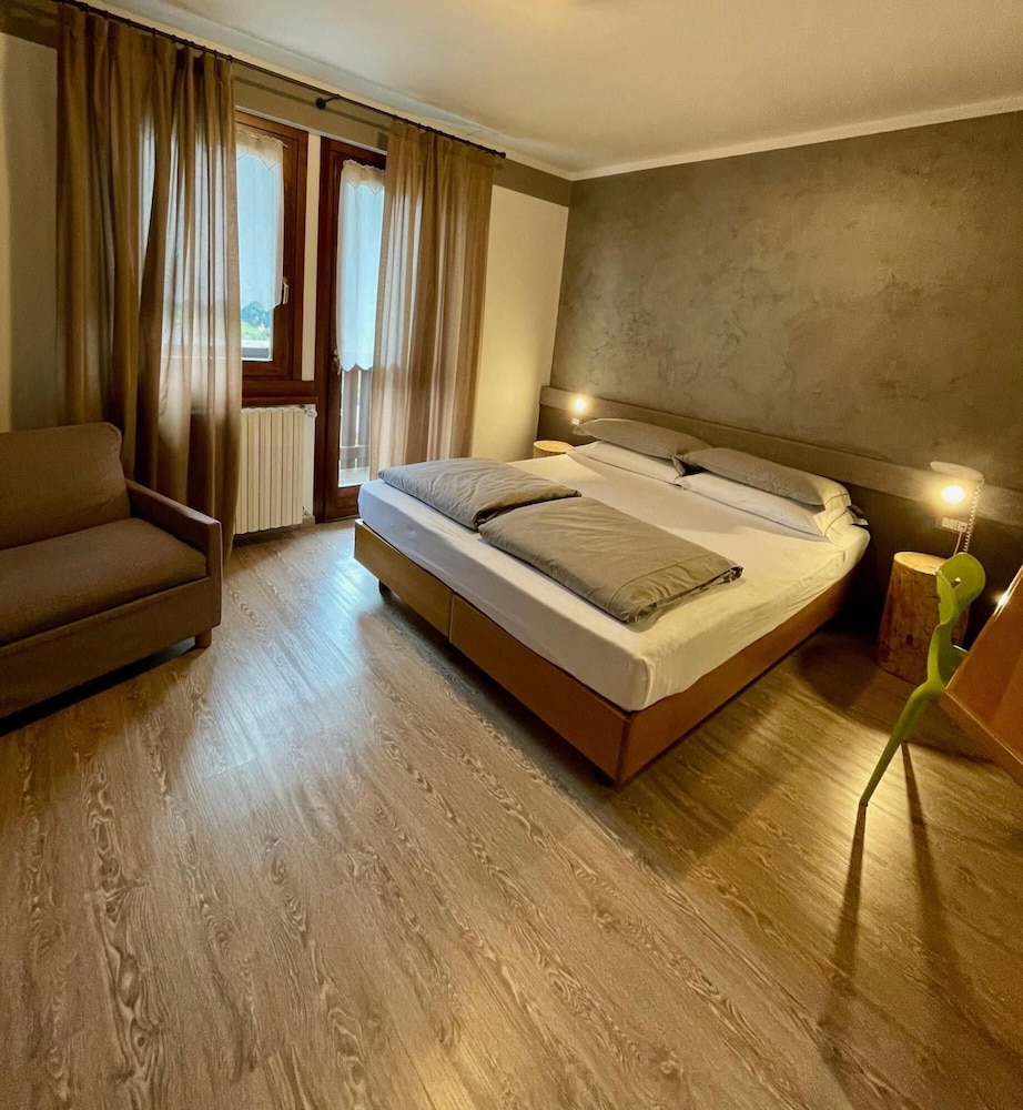 Double or Twin Room, Balcony, Mountain View