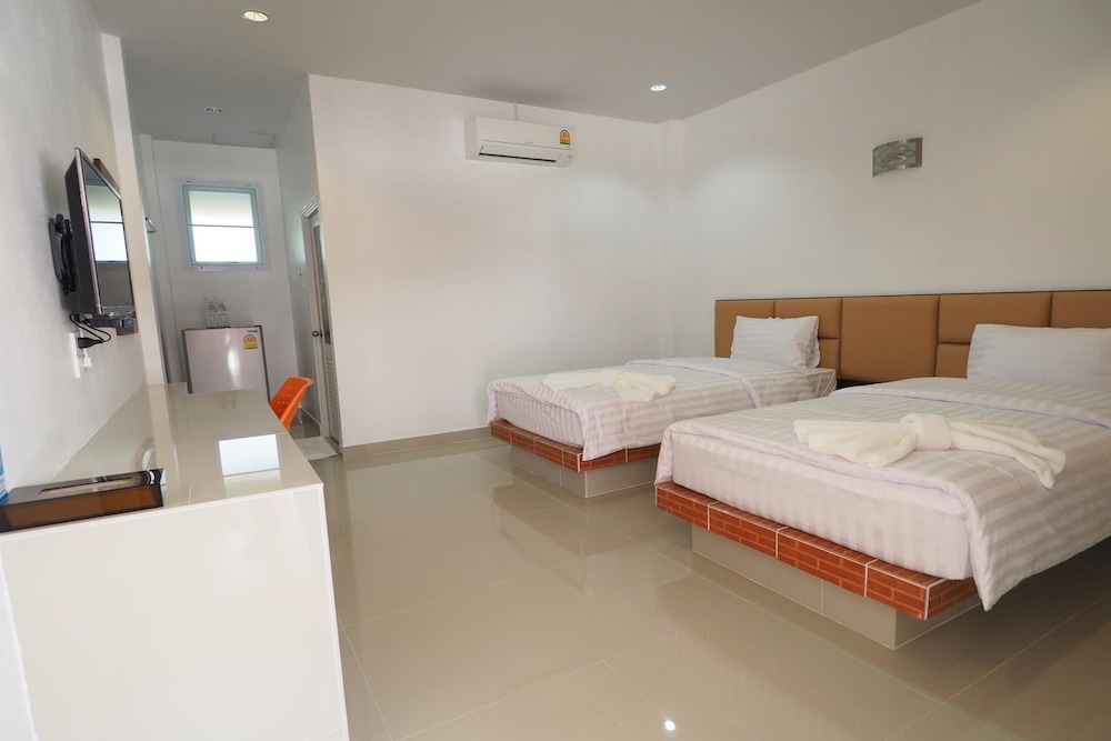 Standard Twin Room photo 1