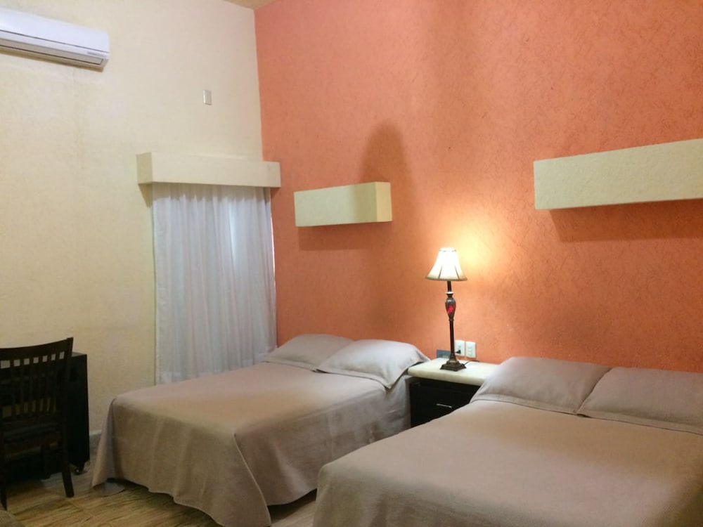 Signature Double Room, 2 Double Beds photo 2