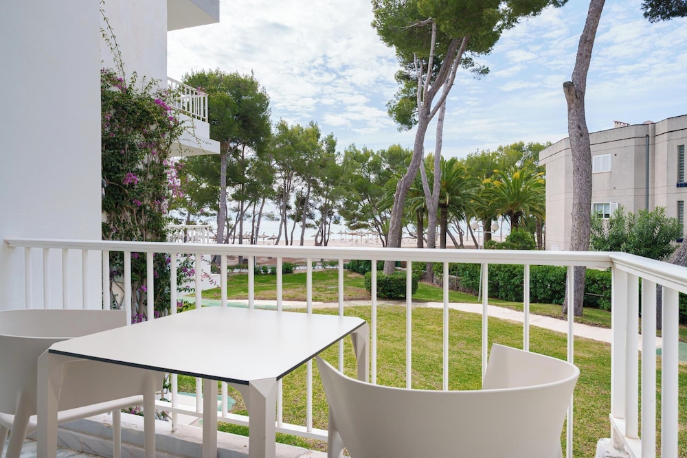 Apartamento, 1 Dormitorio, Balcón, Vista Parcial al Océano