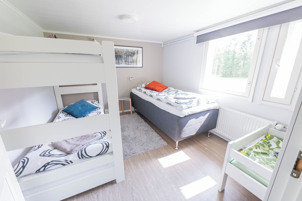 Cabin, 3 Bedrooms, Sauna, Garden View photo 2