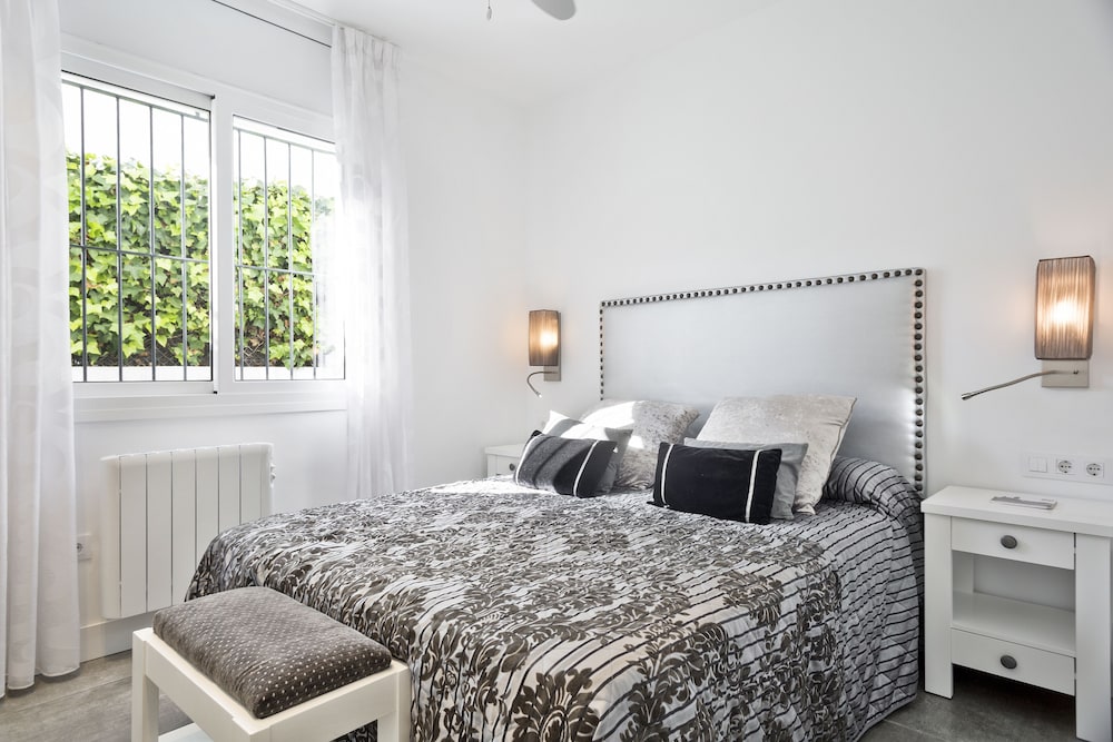 Apartamento, 2 habitaciones, piscina privada