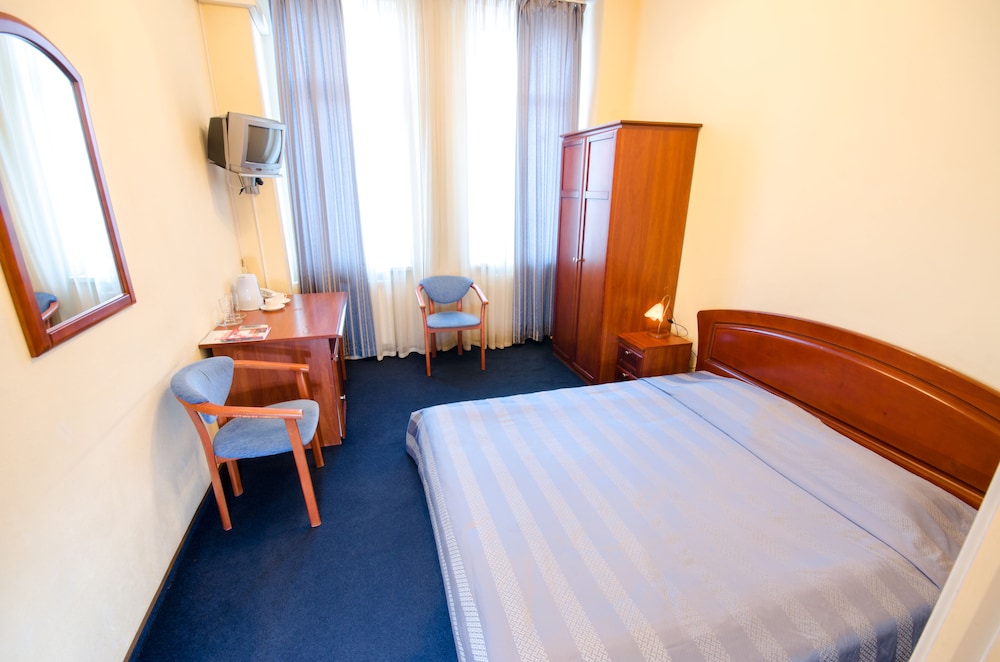 Classic Double Room
