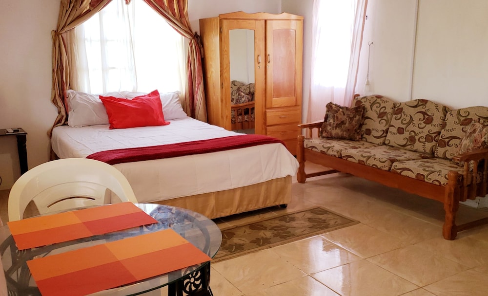 Studio, 1 Queen Bed, Terrace, Golf View photo 1