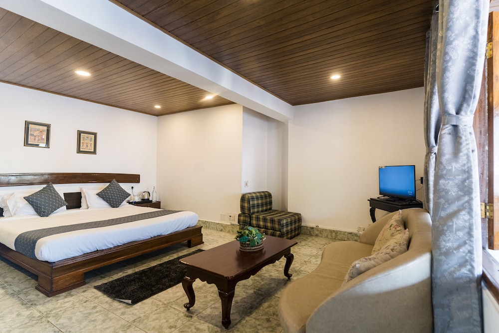 Executive Room - Photo 43