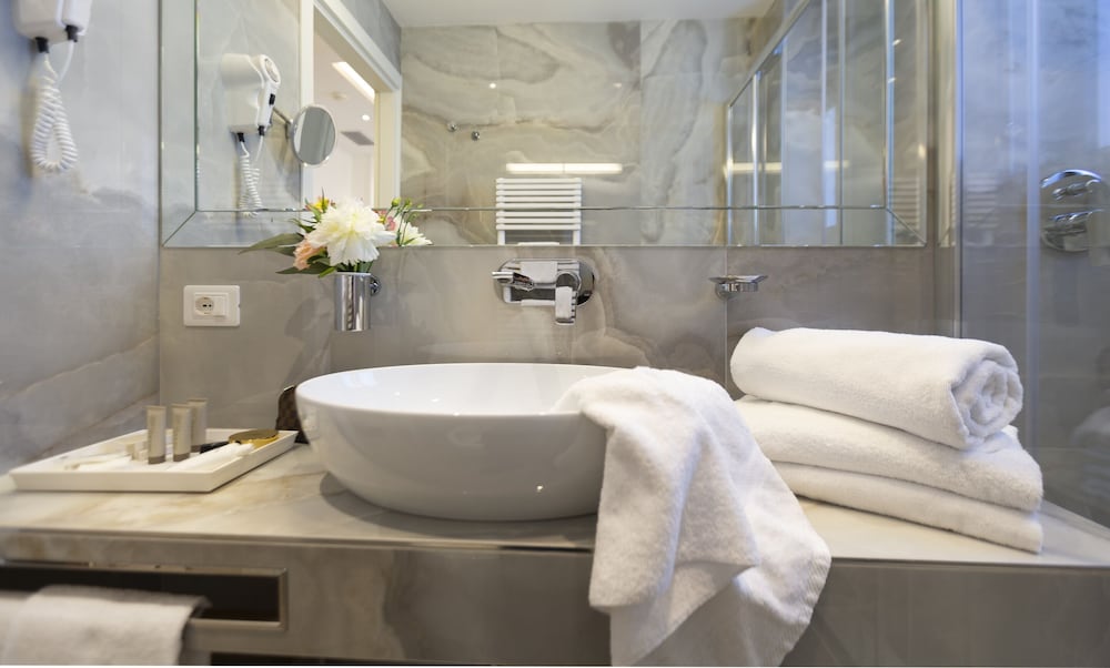 Deluxe Triple Room - Photo 4