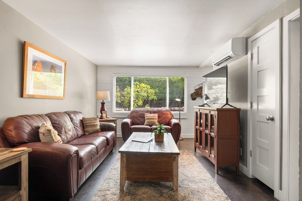 Condo photo 1