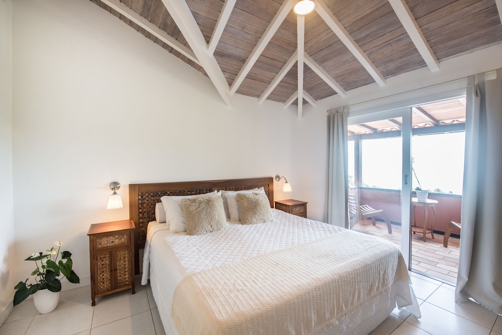 Superior Room, Sea View - Photo 4
