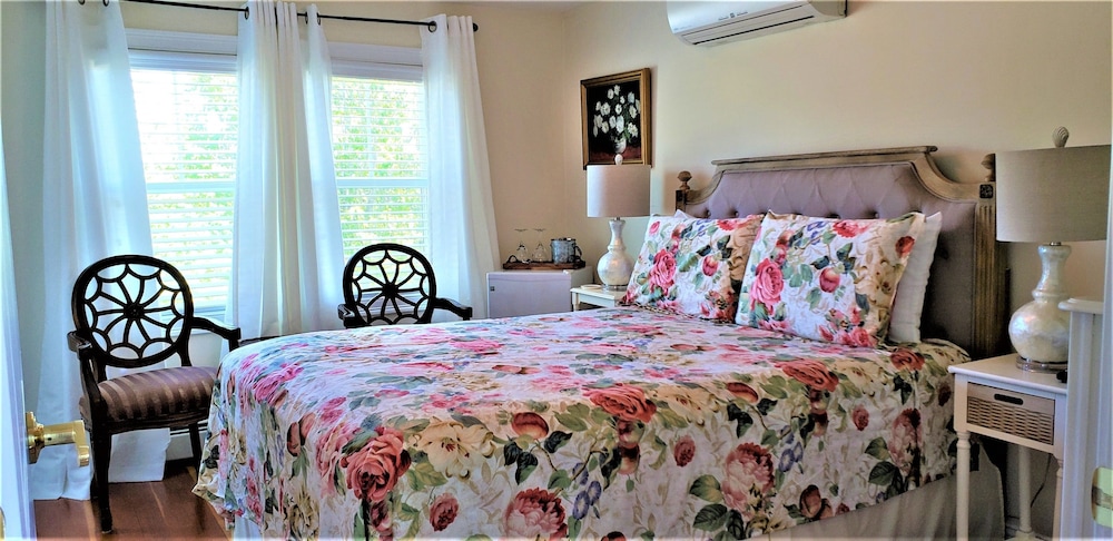 The Ogunquit Room photo 3