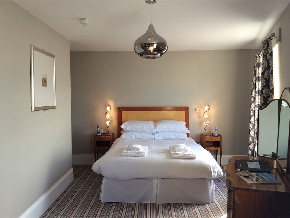 Deluxe Double Room, Ensuite, Sea View (Room 7)