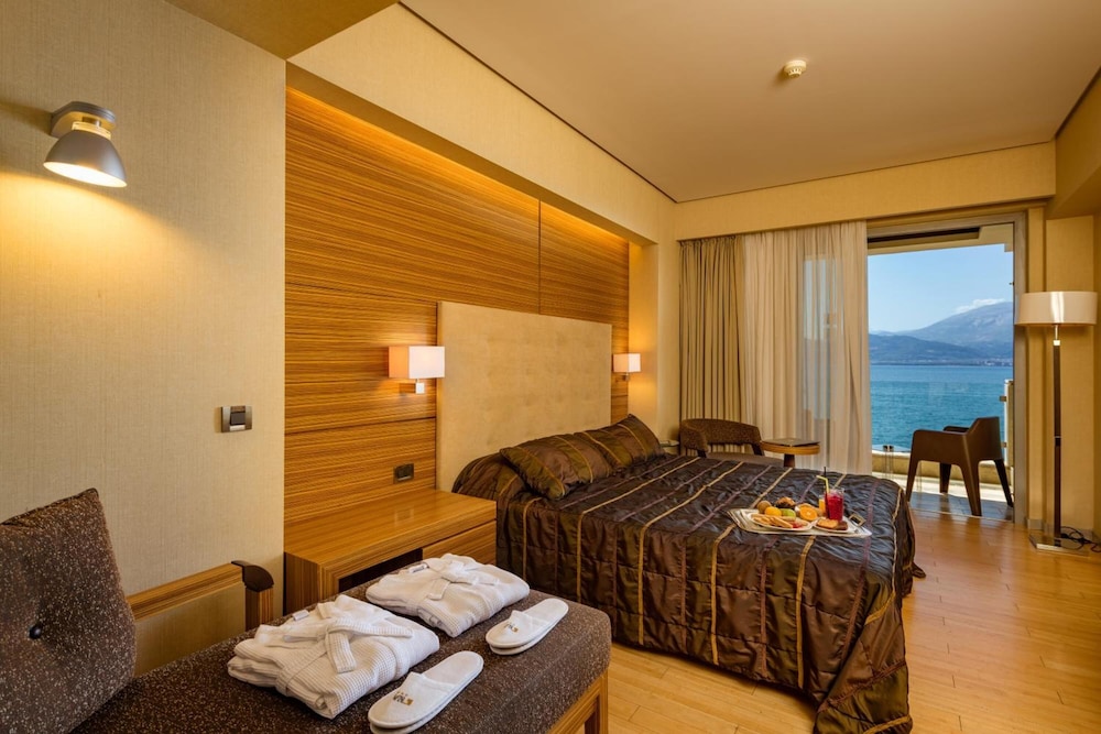 Superior Triple Room photo 3