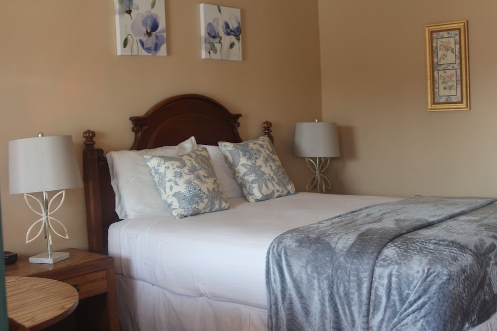 Double Room, 1 Queen Bed - Photo 1