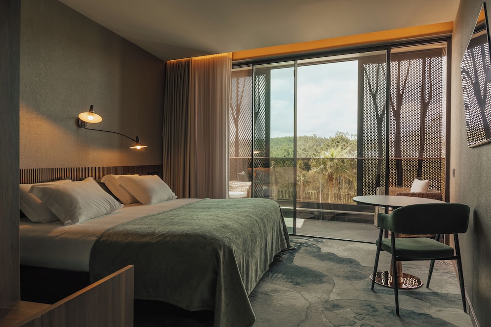 Deluxe Superior Room, Balcony