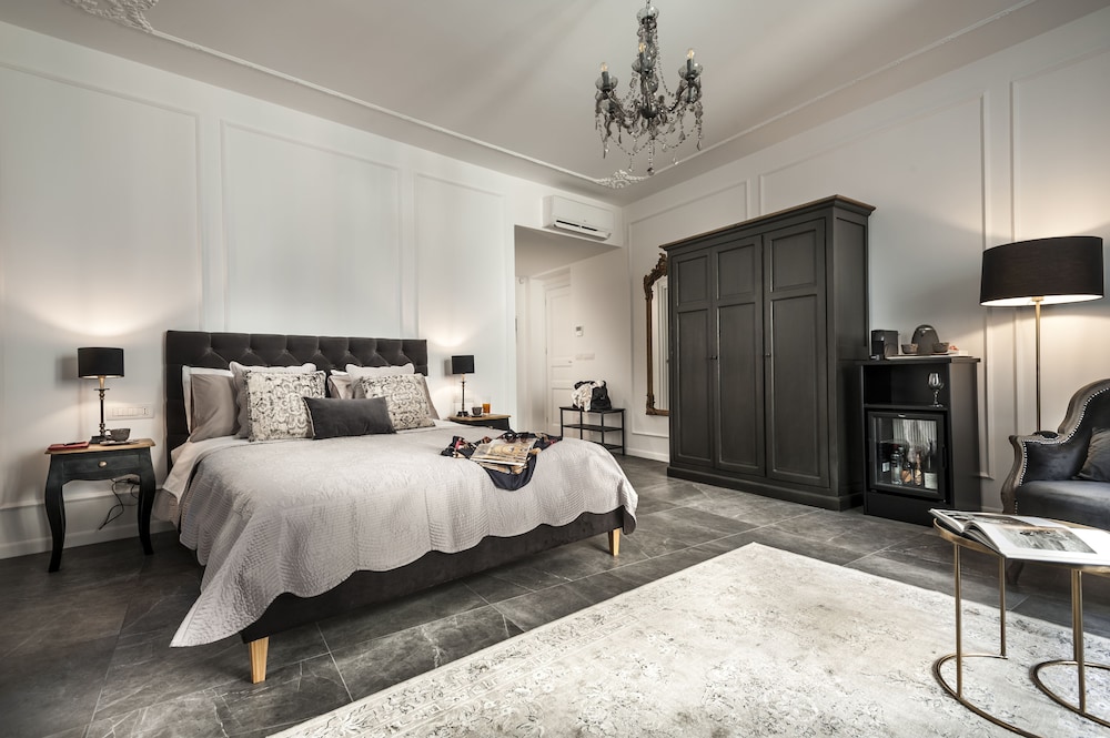 Grand Double Room photo 2