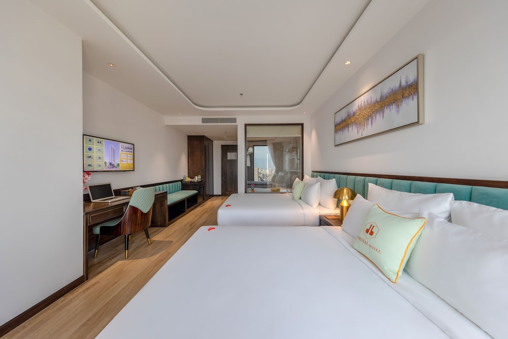 Panoramic Quadruple Room, 2 Queen Beds, Non Smoking, Ocean View photo 3
