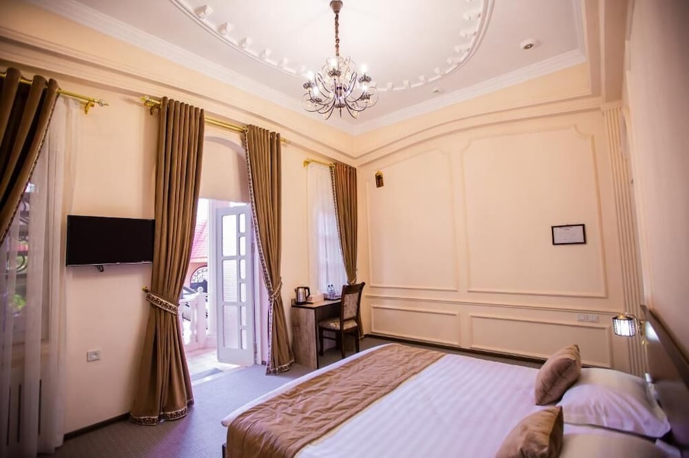 Standard Double or Twin Room photo 1