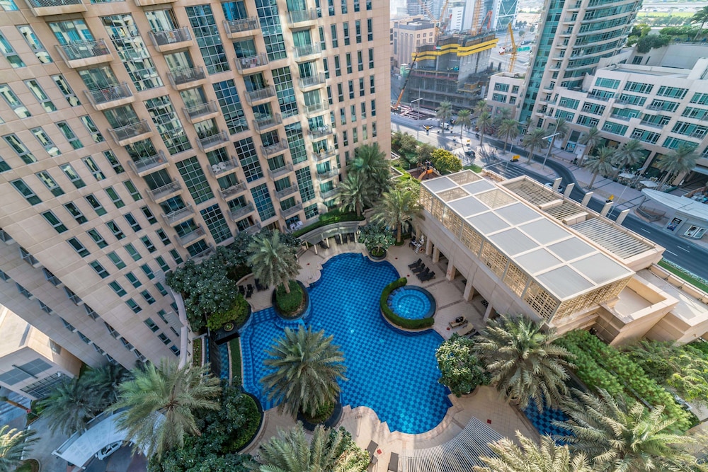 Deluxe Apartment, 1 Bedroom, Pool View photo 2