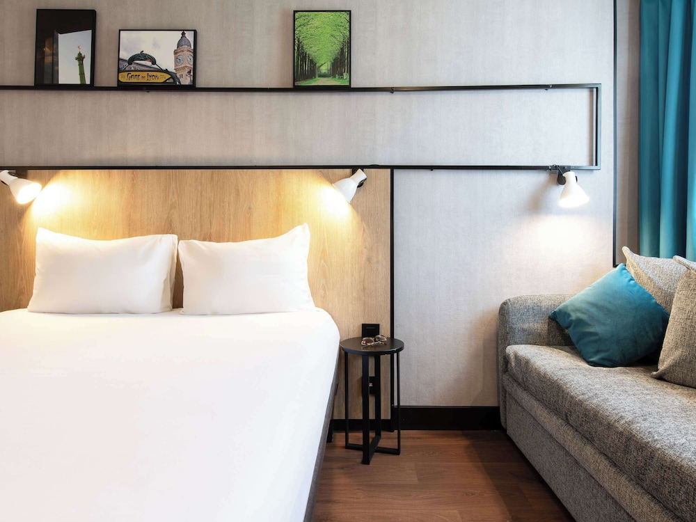 Triple Room (1 Double Bed and 1 Single Sofa Bed)