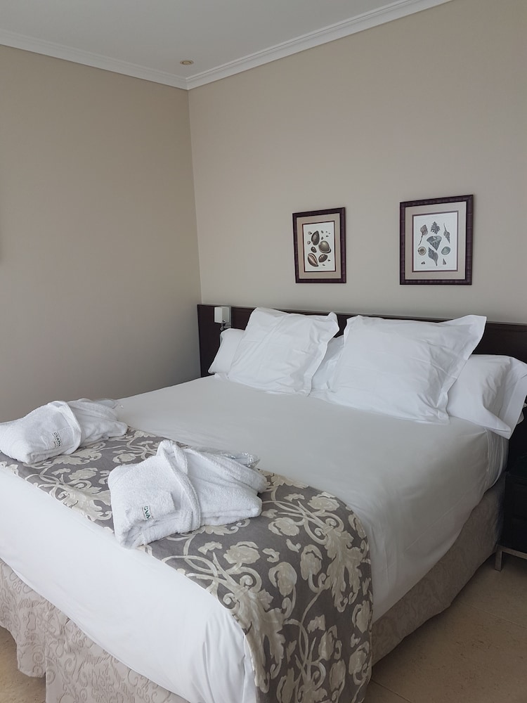 Single Room, Terrace