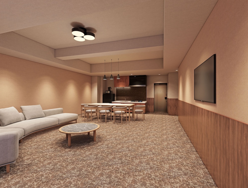 Deluxe Suite, Balcony, City View