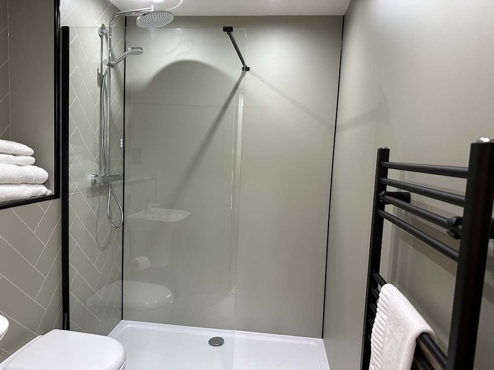 Basic Double Room photo 2