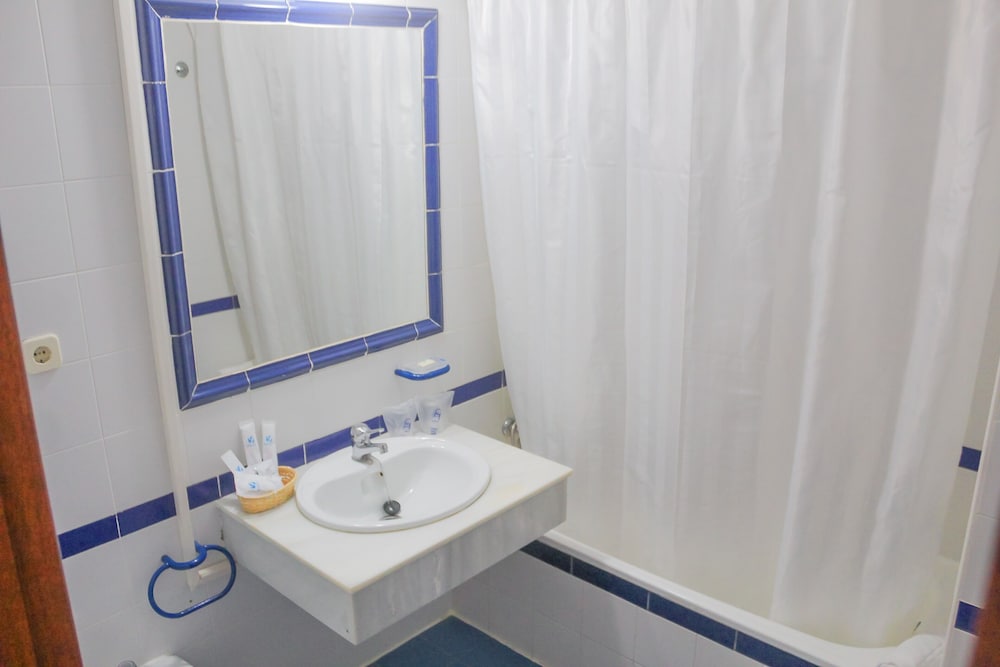 Double Or Twin Room photo 3