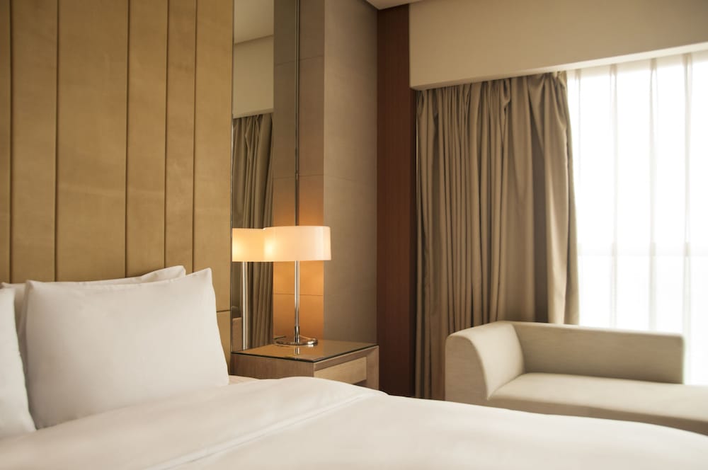 Club Suite, 1 King Bed photo 3