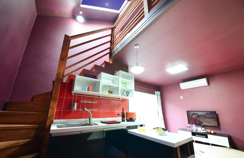 Basic Room, 1 Bedroom (Purple ( Spa )) photo 2