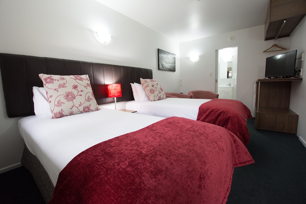 Twin Room - Photo 6
