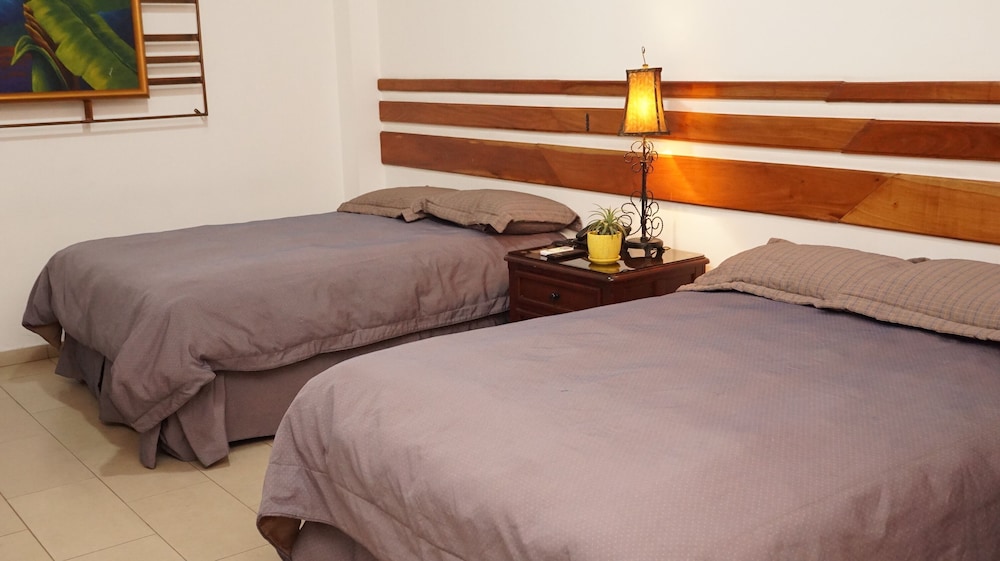 Economy Double Room photo 3