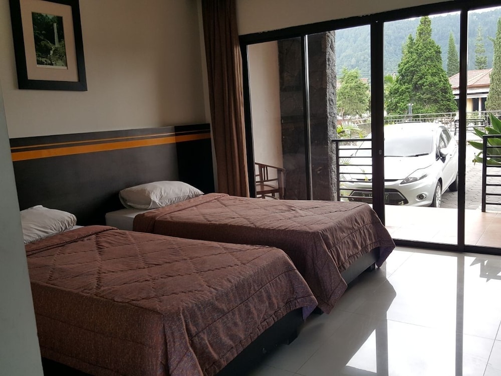 Deluxe Room, Smoking photo 3