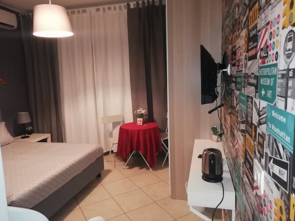 Comfort Double Room, Private Bathroom photo 2