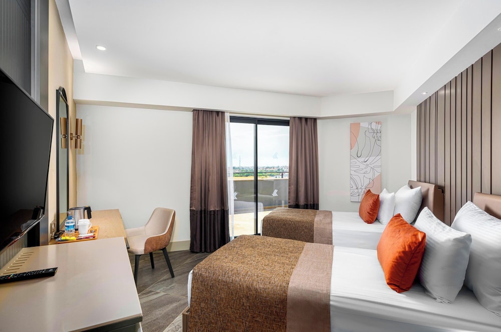 Deluxe Room, 2 Bedrooms, Terrace, Sea View
