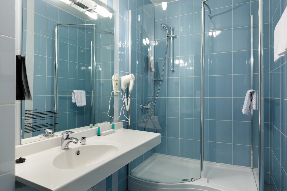 Superior Double or Twin Room photo 2