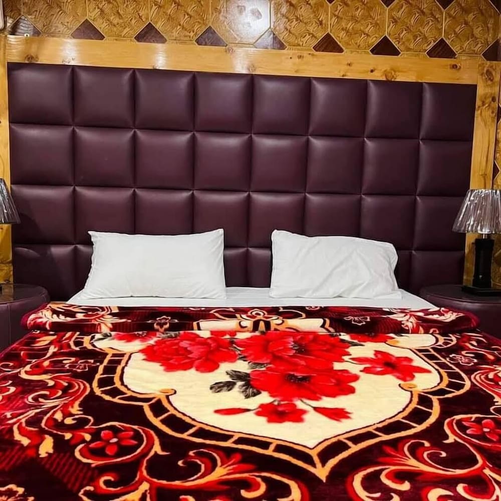 Deluxe Double Room photo 3