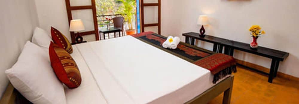 Deluxe Double Room with Balcony photo 3