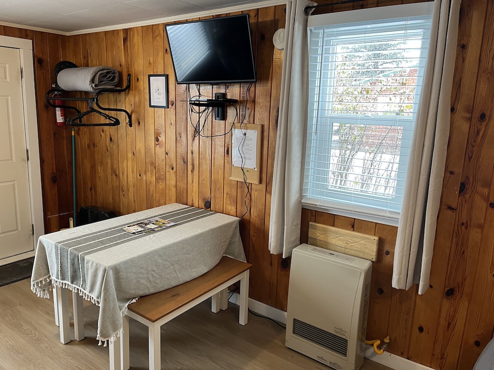 Deluxe Cabin photo 3