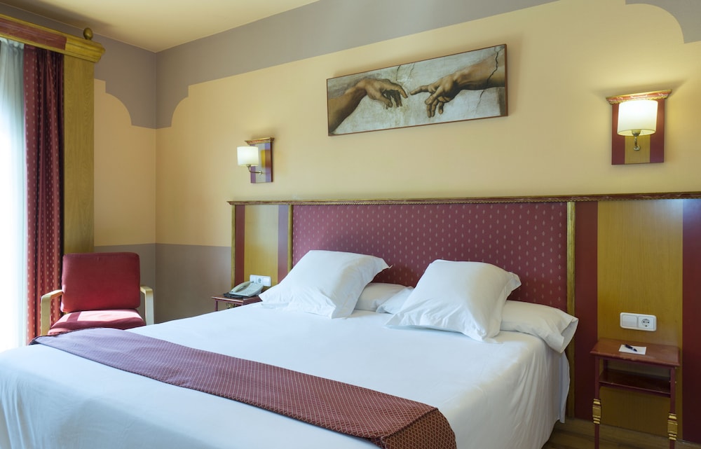 Classic Double Room, 1 Queen Bed, Terrace photo 2