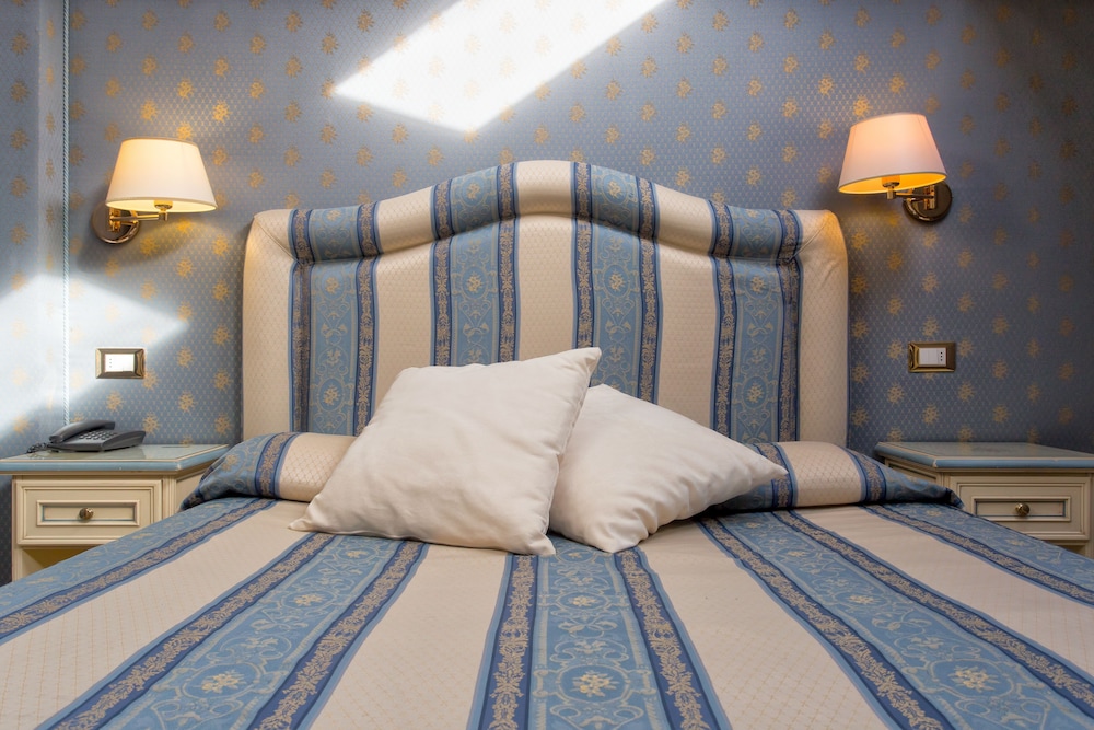 Standard Room - Photo 2