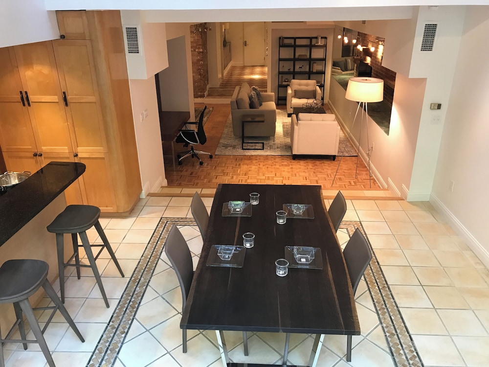Deluxe Studio Suite