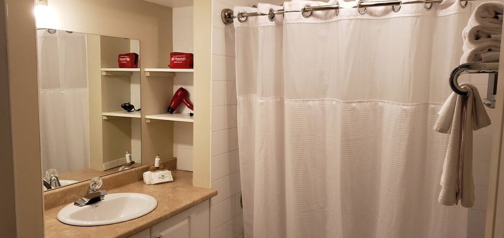 Suite #2 - 39 photo 2