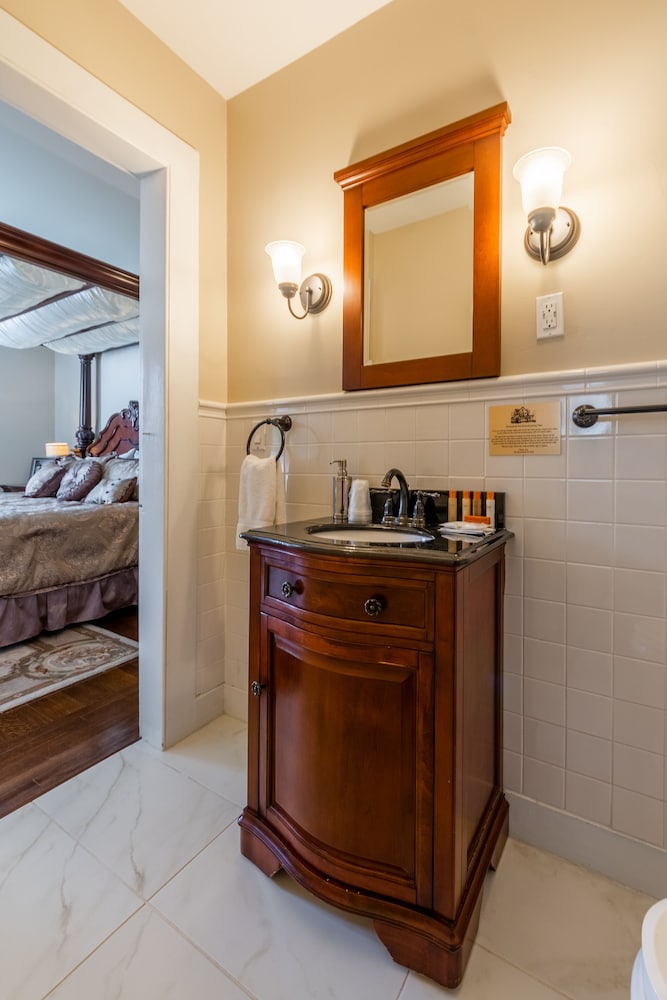 Kennedy Room photo 3