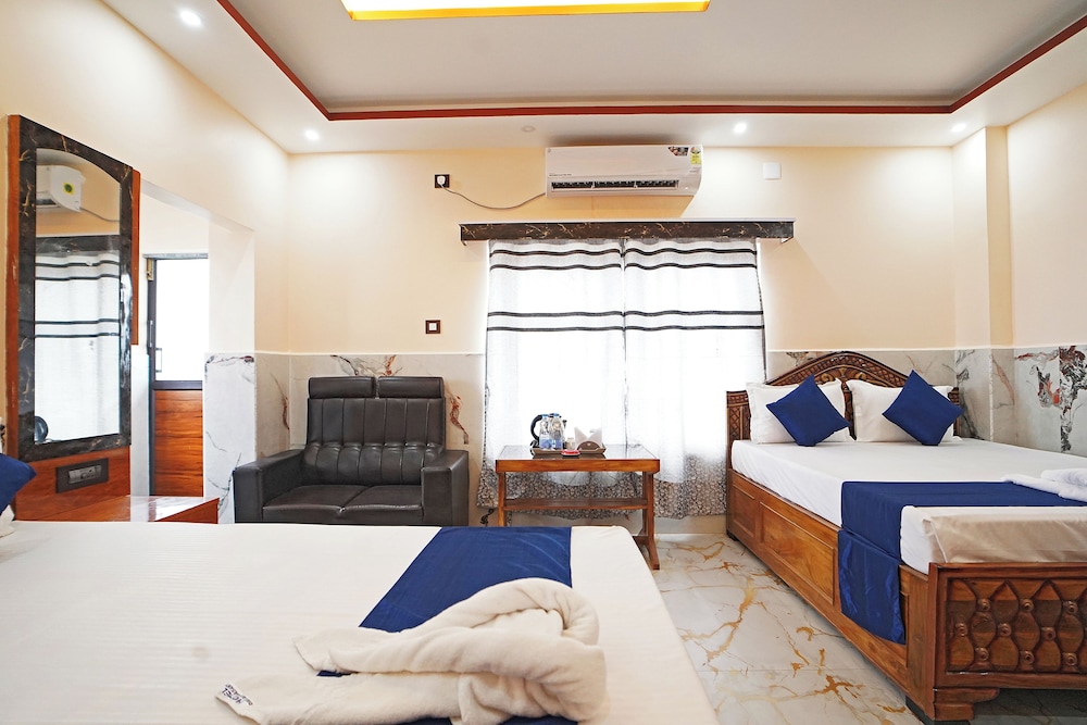 Deluxe Quadruple Room